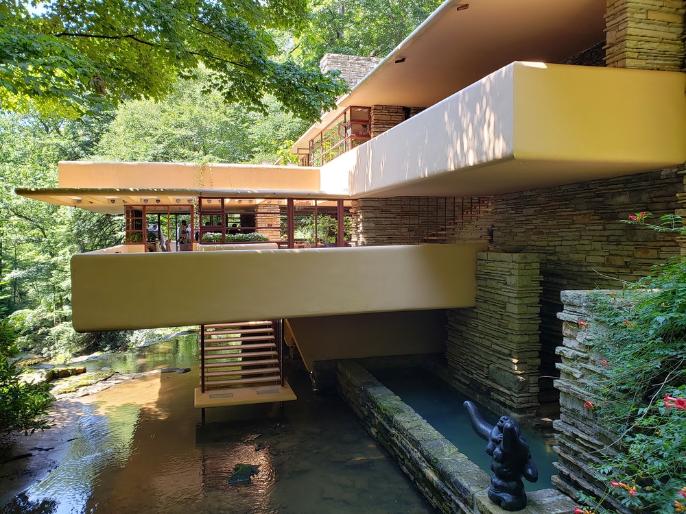 Fallingwater House and more Frank Lloyd Wright properties, photo of the side of Fallingwater House